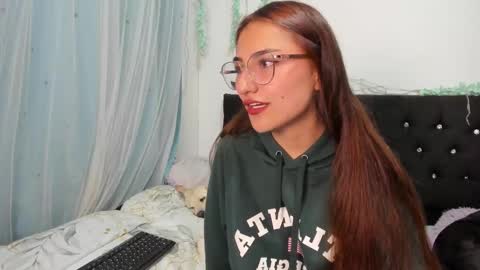 Snapshot of liah_star chatting on March 2026 11:30:01 PM Liah online show from March 2026 11:30:01 PM