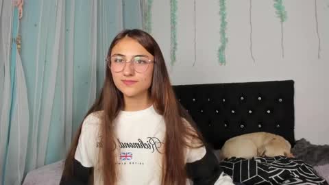 Snapshot of liah_star chatting on April 2026 01:49:01 AM Liah online show from April 2026 01:49:01 AM