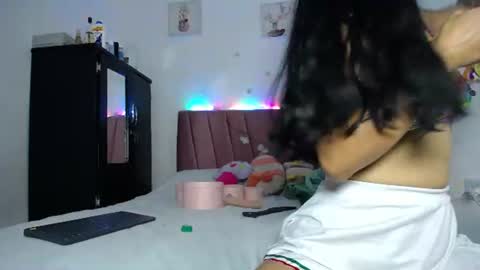 liahdiaz_ online show from July 2026 02:07:02 PM