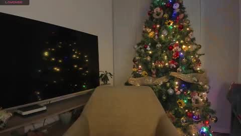 Lia  online show from December 2024 05:12:01 AM