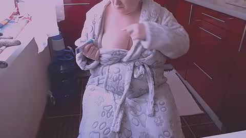 miss Lia  colection for travel online show from May 2026 04:02:01 PM