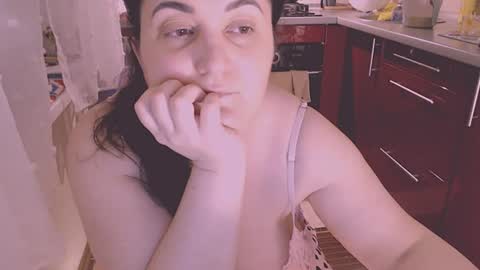 Snapshot of liahsofty chatting on August 2026 07:06:01 PM miss Lia colection for travel online show from August 2026 07:06:01 PM