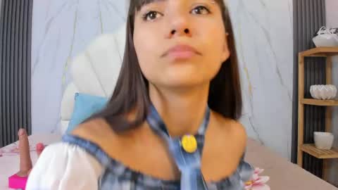 liajohnnson online show from April 2026 02:58:02 AM