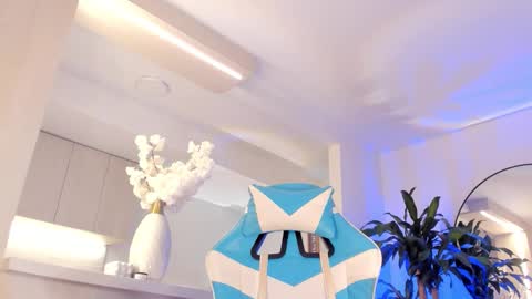 Liam online show from March 2026 06:10:01 AM