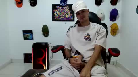 Andres online show from June 2026 10:02:01 PM