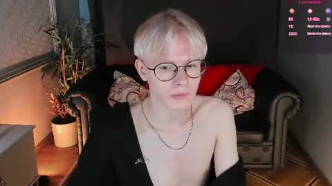 Snapshot of liam_blair chatting on June 2026 05:30:01 AM LIAM online show from June 2026 05:30:01 AM