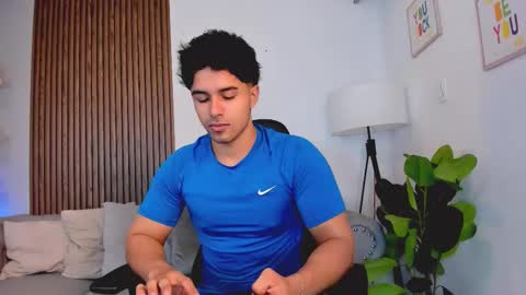 Liam Collins online show from November 2025 11:54:01 AM