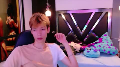 liam_green1 online show from February 2026 12:10:02 PM