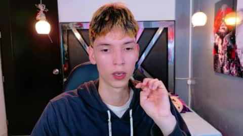 liam_green1 online show from February 2026 07:23:01 PM