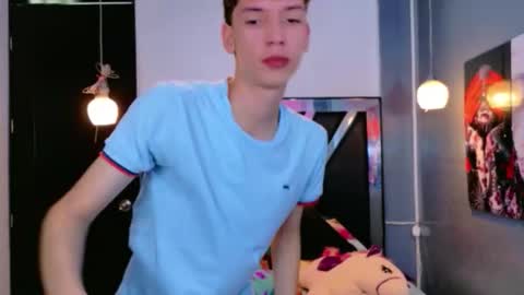 liam_green1 online show from February 2026 07:46:01 PM