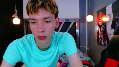 liam_green1 online show from February 2026 08:09:01 PM