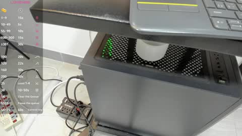 LIAM KLEIN online show from January 2025 11:31:02 AM