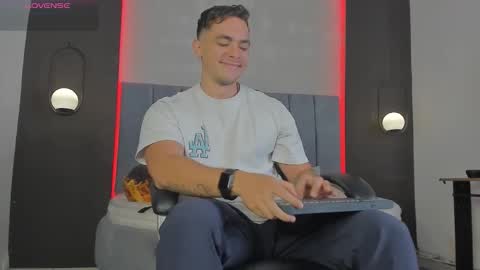 Liam online show from March 2026 01:06:01 PM