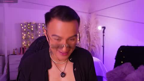 LiamDeep online show from December 2025 10:18:02 PM