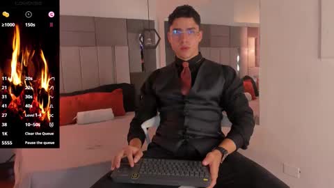 Liam online show from November 2025 12:40:01 PM