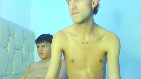 lian_y_dilan online show from March 2026 10:26:01 PM