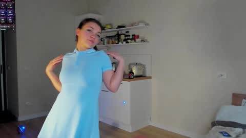liana_8 online show from November 2025 04:40:02 PM
