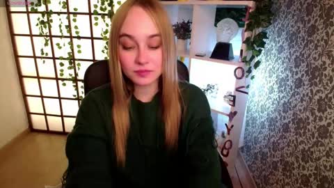 Liana online show from December 2024 02:13:01 AM