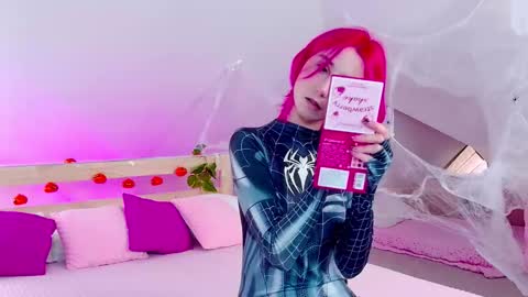 Lian online show from October 2025 07:54:02 AM