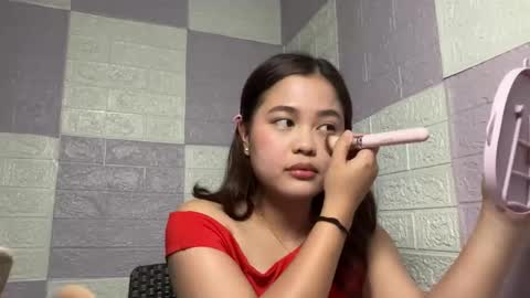 Hazel online show from March 2026 02:33:01 PM