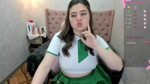 Snapshot of lianngrace chatting on February 2025 08:53:02 PM Grace online show from February 2025 08:53:02 PM