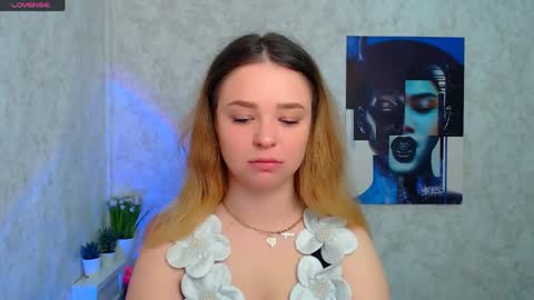 Snapshot of liaralime_ chatting on May 2026 07:14:02 AM Liara online show from May 2026 07:14:02 AM