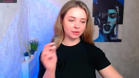 Snapshot of liaralime_ chatting on May 2026 07:26:01 AM Liara online show from May 2026 07:26:01 AM