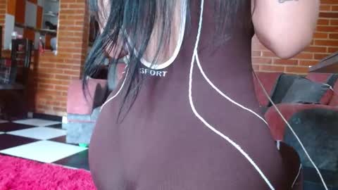 Snapshot of liarouse04 chatting on May 2026 01:16:02 PM Liarouse04 online show from May 2026 01:16:02 PM