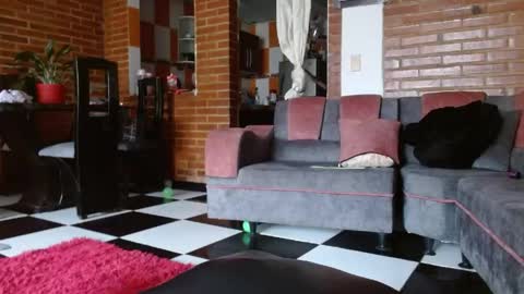 Snapshot of liarouse04 chatting on May 2026 12:55:02 PM Liarouse04 online show from May 2026 12:55:02 PM