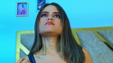 Snapshot of liaruso chatting on December 2024 07:23:01 PM liaross online show from December 2024 07:23:01 PM