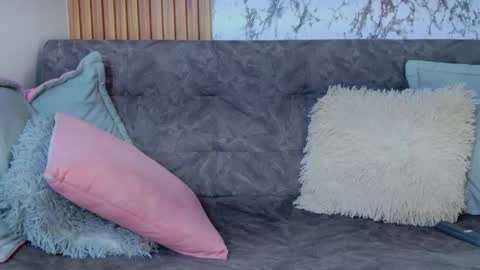 Snapshot of liaruso chatting on October 2025 02:20:01 AM liaross online show from October 2025 02:20:01 AM