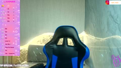 Dani online show from April 2026 12:42:01 PM