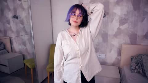 Snapshot of libbygrinvalsky chatting on November 2025 06:51:01 PM Judith online show from November 2025 06:51:01 PM