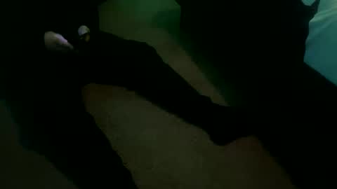 Snapshot of licfeetoesuc chatting on January 2025 10:08:01 AM Spun H Drive online show from January 2025 10:08:01 AM