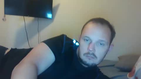 Snapshot of lickassplay chatting on December 2024 11:26:01 AM VikingFromnorway online show from December 2024 11:26:01 AM