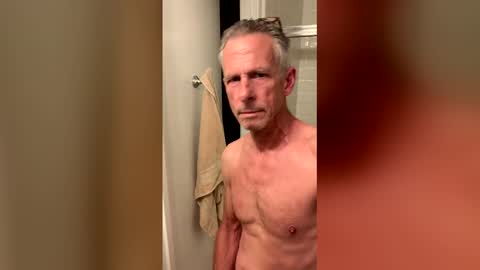 Snapshot of lickerboy721367 chatting on April 2026 01:48:02 PM lickerboy721367 online show from April 2026 01:48:02 PM
