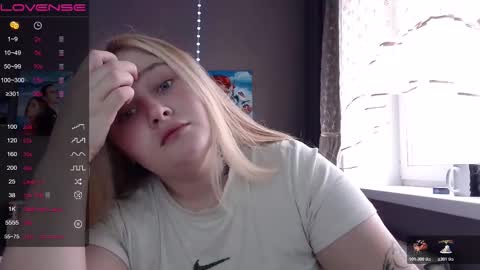 Snapshot of light_lunaa chatting on October 2025 07:14:01 AM light_lunaa online show from October 2025 07:14:01 AM