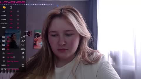 Snapshot of light_lunaa chatting on November 2025 07:50:01 AM light_lunaa online show from November 2025 07:50:01 AM
