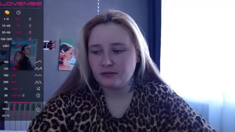 Snapshot of light_lunaa chatting on November 2025 07:14:01 AM light_lunaa online show from November 2025 07:14:01 AM