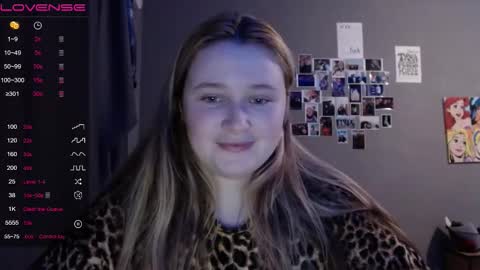 Snapshot of light_lunaa chatting on November 2025 03:22:01 PM light_lunaa online show from November 2025 03:22:01 PM