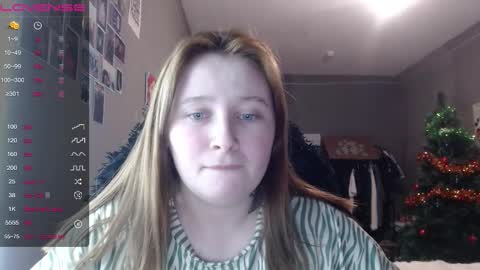 Snapshot of light_lunaa chatting on January 2026 04:01:02 PM light_lunaa online show from January 2026 04:01:02 PM
