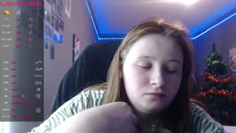 Snapshot of light_lunaa chatting on January 2026 04:01:01 PM light_lunaa online show from January 2026 04:01:01 PM