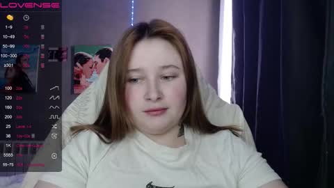 Snapshot of light_lunaa chatting on February 2026 07:12:02 AM light_lunaa online show from February 2026 07:12:02 AM