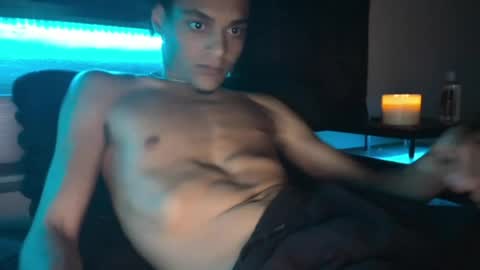 lightskinwithgirth online show from May 2026 01:56:01 AM