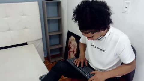 Lihan online show from February 2025 04:18:02 AM