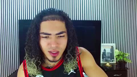 Lihan online show from September 2025 12:32:02 PM