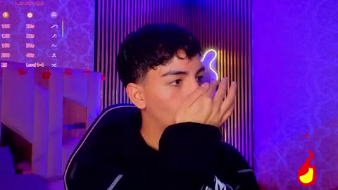 LIHIAN online show from April 2026 12:32:02 PM