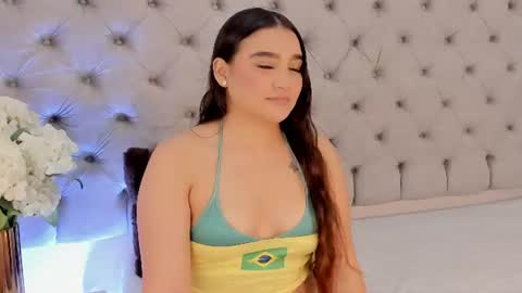 liiabloomm online show from July 2026 04:21:01 AM