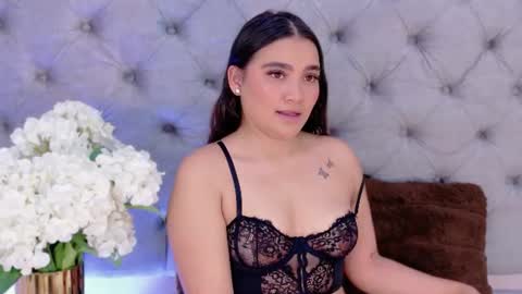 liiabloomm online show from July 2026 05:17:01 AM