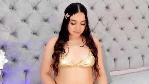 liiabloomm online show from August 2026 04:33:01 AM